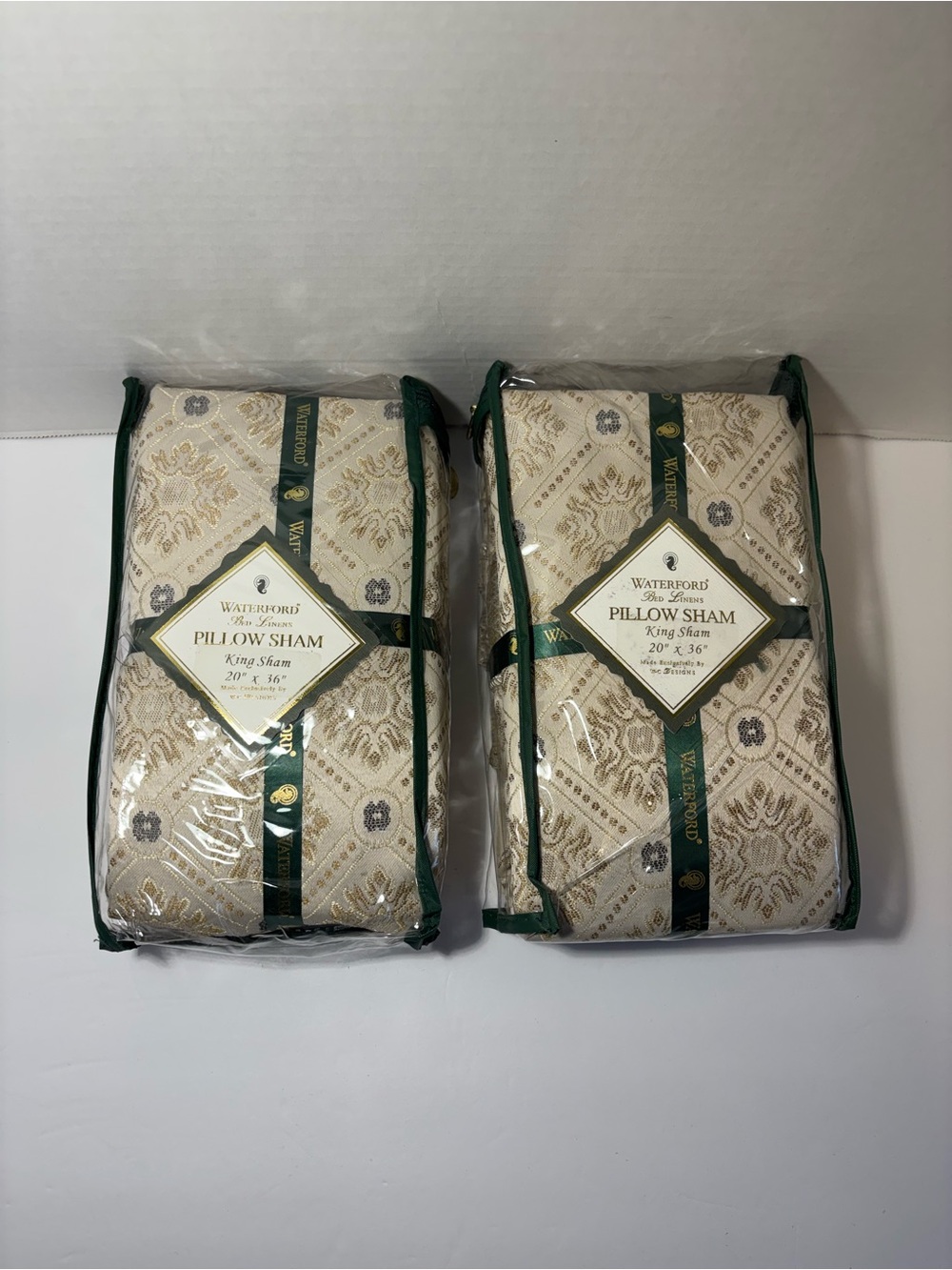 Waterford King Pillow Shams Ivory & Gold Damask Set Of Two 20” X 36” Tassels